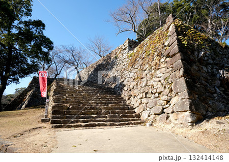 兵庫県洲本市_洲本城本丸大石段6_2025年1月 132414148