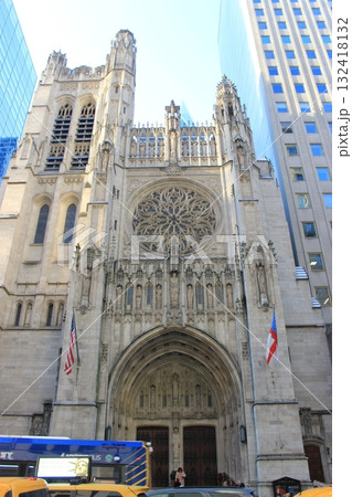 ニューヨーク冬の街並みとクリスマスイルミネーション観光風景、お土産、NintendoやTiffany 132418132