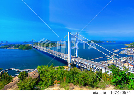 【岡山県】鷲羽山から見た瀬戸大橋 132420674