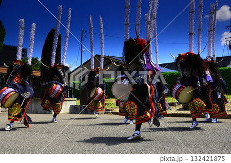 岩手県民俗芸能公演　鹿踊り 132421875
