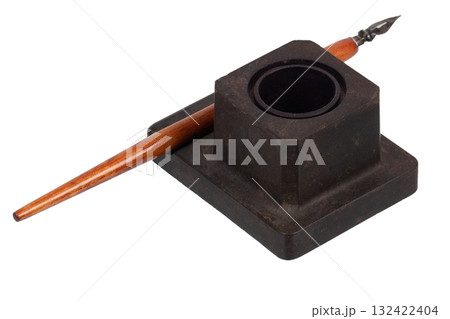 Feather quill with bakelite inkwell 132422404