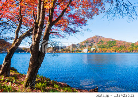 榛名山・榛名湖・掃部ヶ岳(秋) 榛名山・榛名湖・掃部ヶ岳(秋) 132422512