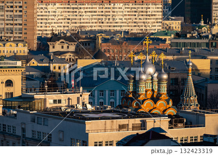 A helicopter pad on the building of the Research Institute of Emergency Pediatric Surgery and Traumatology and Church of St. Gregory of Neocaesarea on Polyanka Street. A helicopter pad on the building of the Research Institute of Emergency Pediatric Surgery and Traumatology and Church of St. Gregory of Neocaesarea on Polyanka Street. 132423319