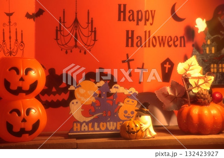 ハロウィン背景の装飾をしたハロウィンイメージ 132423927