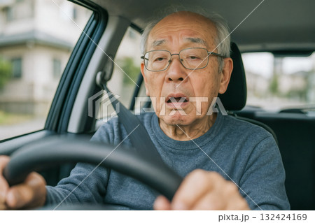 車の運転　男性　70代　80代 132424169