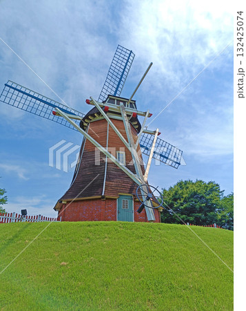 ぐりーんふらわー牧場・大胡（群馬県）の風車 132425074