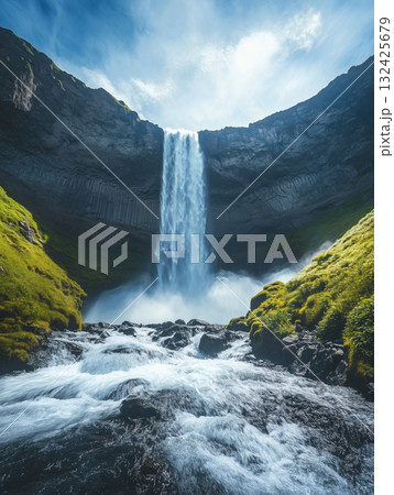 谷 山あい 渓谷 132425679