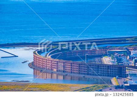 万博閉幕後の夢洲と大屋根リング 万博閉幕後の夢洲と大屋根リング 132425685