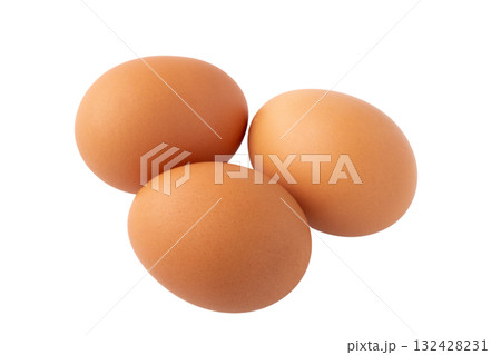 透明背景（png）に赤色の鶏の卵（赤玉） 132428231
