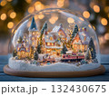 ガラスドームの中のミニチュアのクリスマスヴィレッジ / 幻想的なジオラマの世界 132430675
