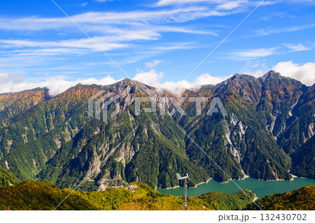 立山黒部アルペンルート 大観峰(2316m)屋上よりの絶景 富山県 立山黒部アルペンルート 大観峰(2316m)屋上よりの絶景 富山県 132430702