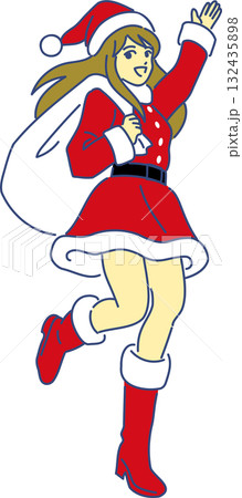 プレゼントの袋を担いだ女性サンタ 132435898