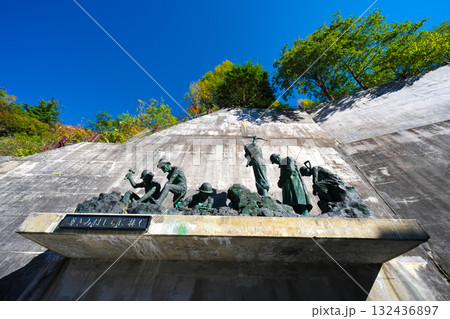 黒部ダムの紅葉 132436897