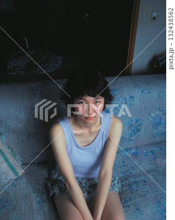 日本人女性のファッションポートレート 132438562