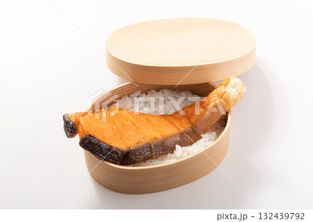 鮭弁当 鮭弁当 132439792