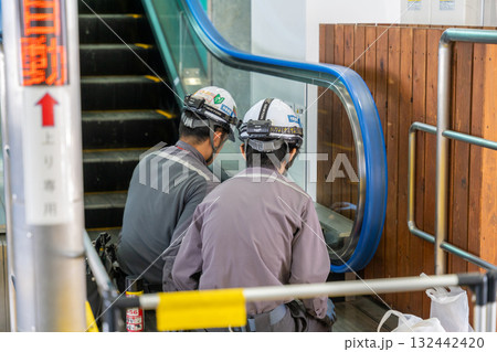 エスカレーター保守点検 132442420