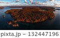 秋の紅葉の風景　AI生成画像 132447196