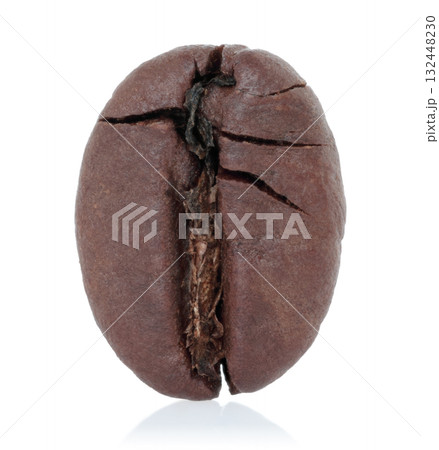 Roasted Coffee Bean in full focus, isolated on transparent background Roasted Coffee Bean in full focus, isolated on transparent background 132448230