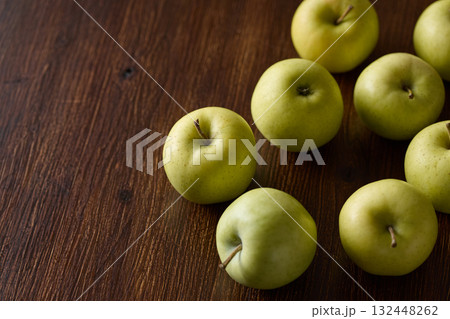 青森県産りんご（とき） 132448262