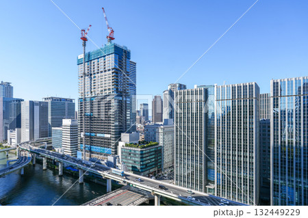 大阪・中之島の高層ビル群（フェスティバルタワーより）2025年10月撮影 132449229