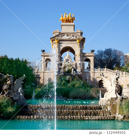 Barcelona ciudadela park lake fountain and quadriga 132449501