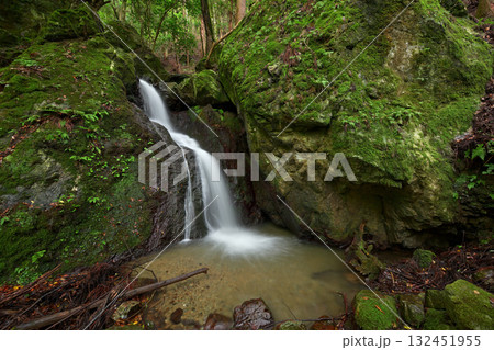風神の滝（福井県三方上中郡若狭町） 132451955