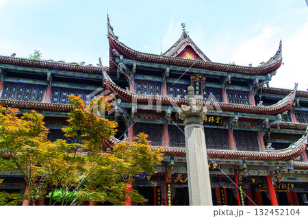 中国の四川省成都にある文殊院のとても美しい風景 132452104