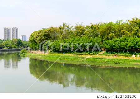 中国の四川省成都にある望江楼のとても美しい風景 132452130
