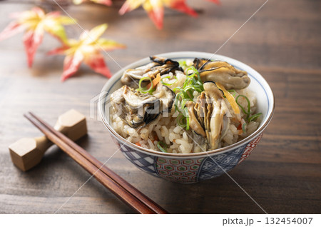 牡蠣の炊き込みごはん 牡蠣の炊き込みごはん 132454007