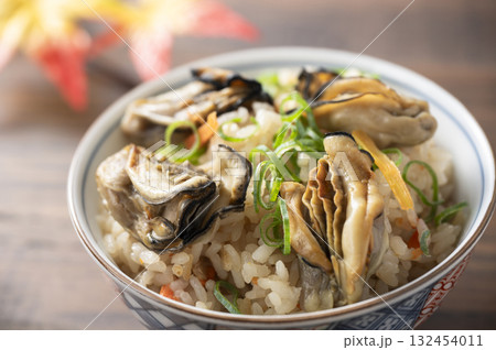牡蠣の炊き込みごはん 牡蠣の炊き込みごはん 132454011