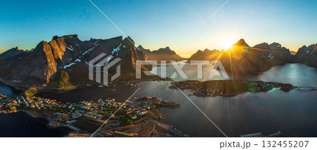 Lofoten is an archipelago in the county of Nordland, Norway. 132455207