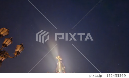 ウクライナ　十字架　キーウ　キエフ　 132455369