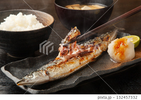 焼きサンマ定食 焼きサンマ定食 132457332