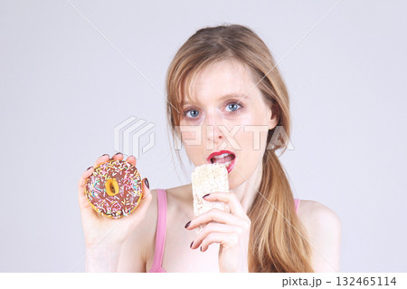 Making food choice 132465114