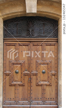 Closed vintage door Closed vintage door 132465347