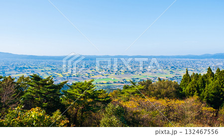 散居村展望台から砺波平野の眺め 132467556