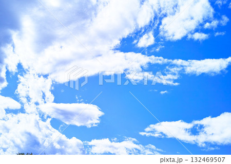 青空と雲イメージ 青空と雲イメージ 132469507