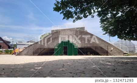 掩体壕　掩体壕跡　戦争遺構  (長崎県大村市／下原口公園) 132471293