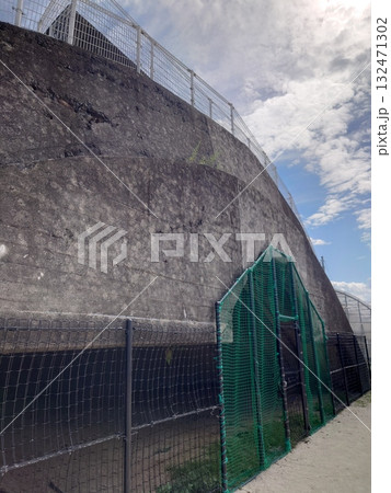 掩体壕　掩体壕跡　戦争遺構  (長崎県大村市／下原口公園) 132471302