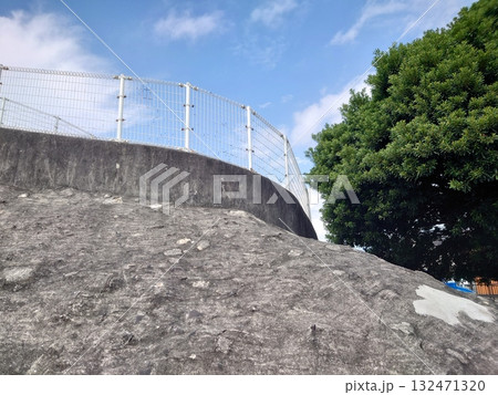 掩体壕　掩体壕跡　戦争遺構  (長崎県大村市／下原口公園) 132471320