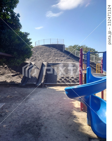 掩体壕 掩体壕跡 戦争遺構 (長崎県大村市/下原口公園) 掩体壕 掩体壕跡 戦争遺構 (長崎県大村市/下原口公園) 132471324