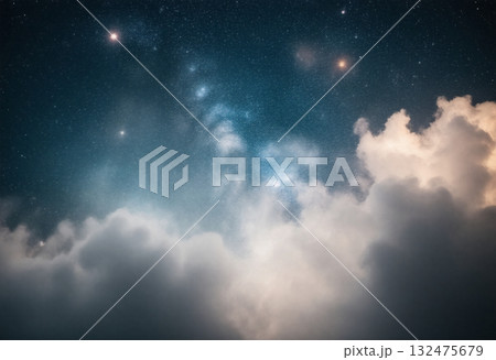 満天の星空と雲と輝く雲 132475679