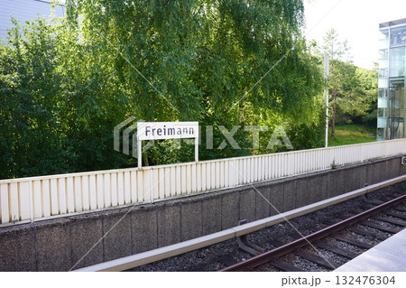 フライマン駅（ドイツ・ミュンヘン） 132476304
