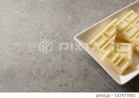 ホワイトチョコレートのイメージ 132477001