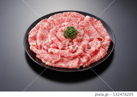 黒毛和牛ロース　しゃぶしゃぶ用 132478205