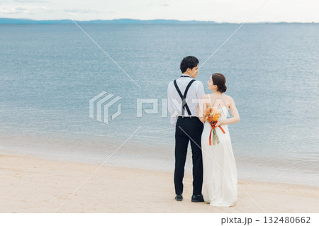 海辺のウェディングフォト 132480662