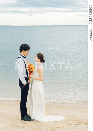 海辺のウェディングフォト 132480869