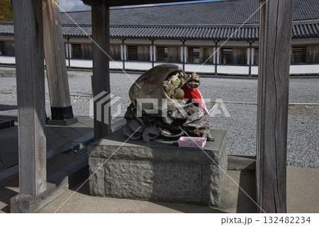 恐山　子孫繁栄の亀　青森県むつ市 132482234