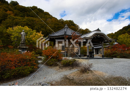 恐山　八角円堂　青森県むつ市 132482274
