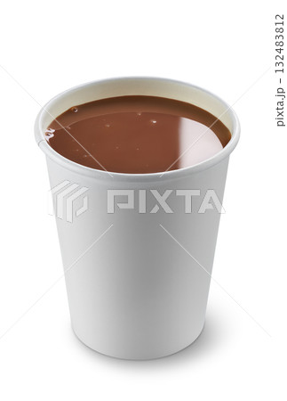Hot chocolate in disposable paper cup isolated on white background 132483812